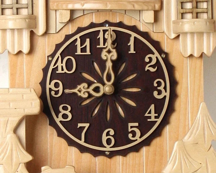 Reloj de cuco de madera de lujo